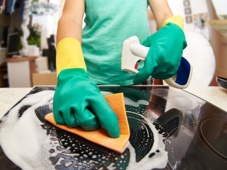 Curtain cleaning service for busy Colliers Wood residential streets